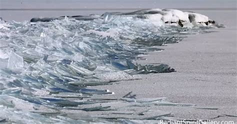 Ice Shatters On Lake Superior In Hypnotic Video With Images Lake Superior Frozen Lake