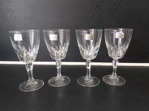 LUMINARC VINTAGE LOT De 4 Anciens Verres A Pied Ciselé comme Neufs