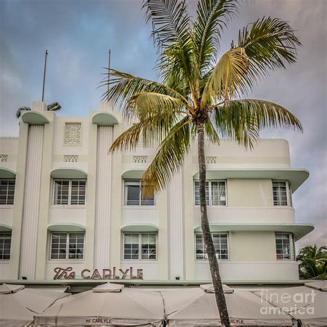 The Carlyle South Beach Miami Art Deco District Photograph By Ian