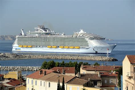 Découvrez les croisières au départ de Marseille pour des vacances