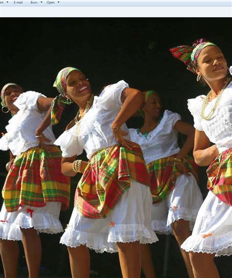 Danse Traditiionnelle De Guadeloupe Stage Avec Percus Live