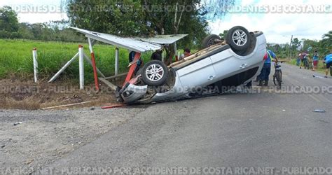 Ruta Vuelco Dejo Un Paciente Trasladado Al Centro Medico