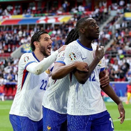 Fran A Vence A B Lgica Gol Contra E Vai S Quartas Da Eurocopa