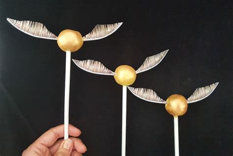 Golden Snitch Cake Pops Harry Potter Cake Harry Potter Birthday Cake