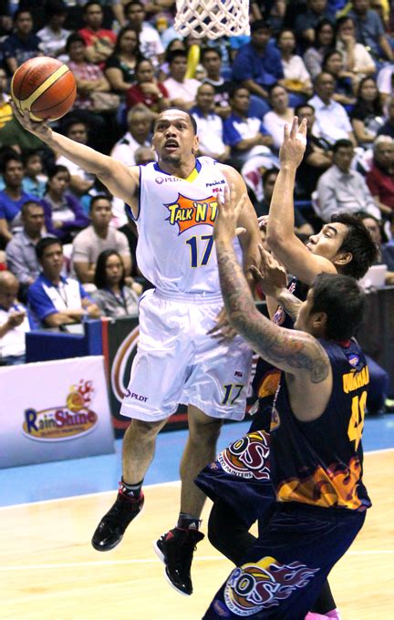 Castro Says Nothing To Worry On Injured Foot Ailing De Ocampo