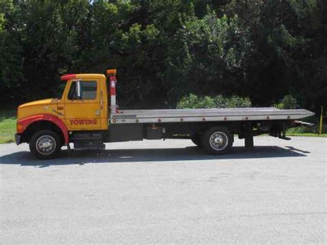 International 4700 Rollback Tow Truck (1997) : Flatbeds & Rollbacks