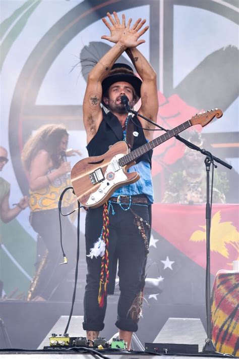 Vidéo Le chanteur australien Xavier Rudd 17e édition du festival