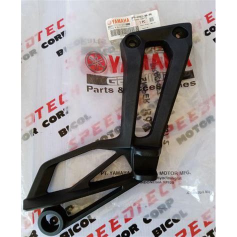 SNIPER 150 BRACKET FOOTREST 1 2 YGP GENUINE 1 2PV F7452 00 2