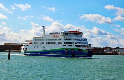 Portsmouth To Isle Of Wight Ferry And Hovercraft Routes