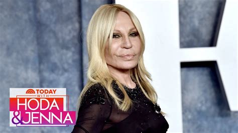 Donatella Versace Talks Oscar Fashion Carrying On Brothers Legacy