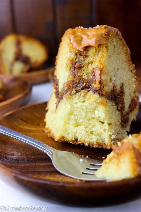 Cinnamon Swirl Cake - Greedy Eats