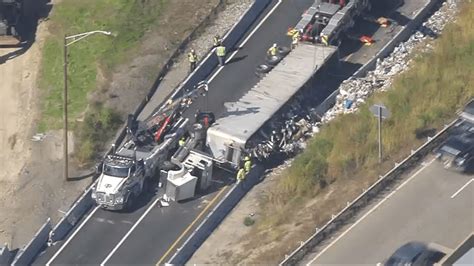 Mass Pike Truck Crash Trash Spill Closes I 90 To I 495 Ramp In Hopkinton Nbc Boston