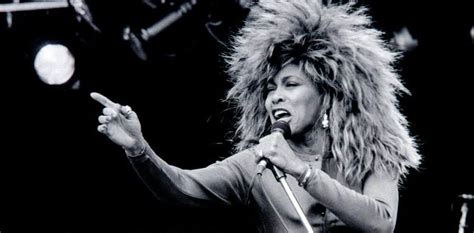 10 Best Tina Turner Songs of All Time - Singersroom.com