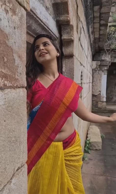 Jolly Bhatia Sexy Navel Show In Red And Yellow Saree