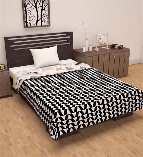 Buy Black Polyester Patterned Gsm Single Bed Dohar At Off By