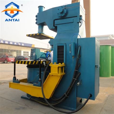 Manual Jolt Squeeze Microseism Moulding Machine Foundry Green Sand