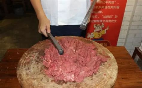 央视纪实：潮汕手打牛肉丸 手工