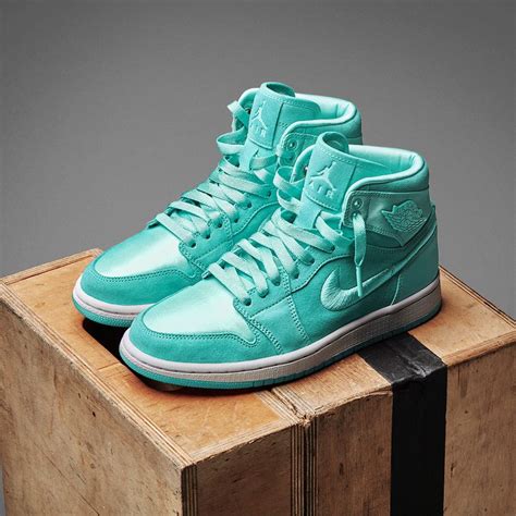 Air Jordan 1 High Season Of Her Pack Releases January 25th Sneakers Fashion Nike Fashion