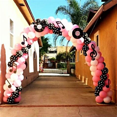 50 S Themed Balloon Arch Arch Is Bout 8 9ft High Used Pink White