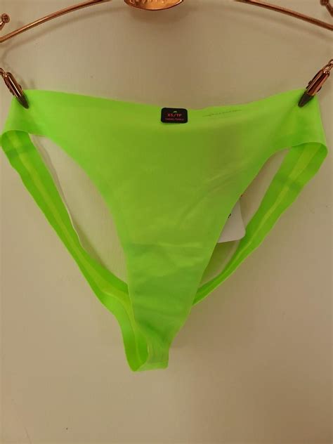 Bn La Senza Luminous Lime Green Seamless Panty Women S Fashion New