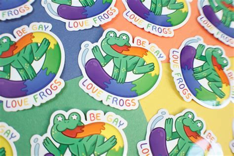 Gay Frog Vinilo Sticker Be Gay Love Frogs Etsy
