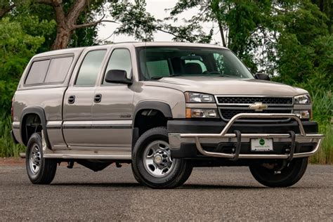 2006 Chevrolet Silverado 2500hd Ls Crew Cab 6 Speed For Sale On Bat Auctions Closed On July 13