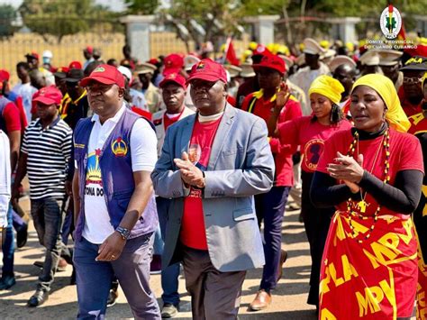 Mpla No Cuito Cuanavale Marcha Para Saudar O Ix Congresso Ordin Rio Da