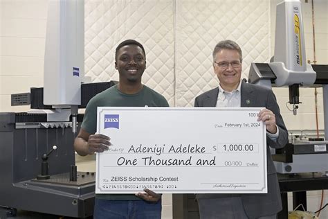 Niner Engineer Adeleke Wins Zeiss Scholarship William States Lee