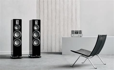 AUDIOVECTOR QR SPECIAL EDITION LOUDSPEAKERS LAUNCH IN THE U K Hi Fi