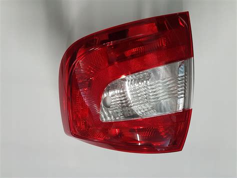 Lampa Tylna Pemebla Lampa Ty Prawa Skoda Rapid Liftback