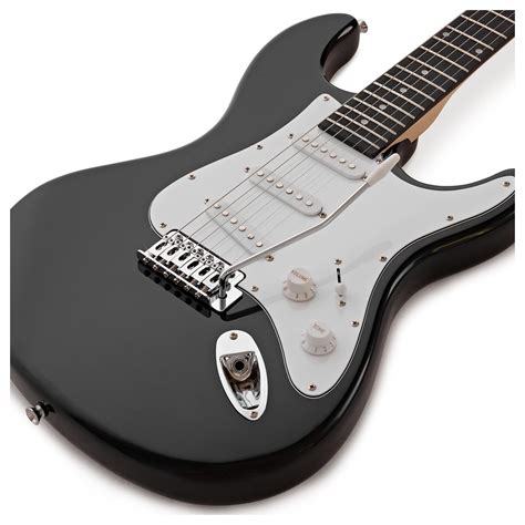 Disc La Electric Guitar W Complete Pack Black At Gear Music