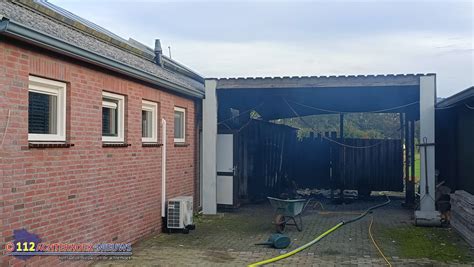 Wegbranden Wespennest Gaat Mis En Slaat Over Naar Bijgebouw In Halle