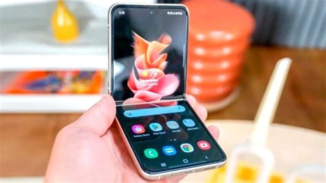 Galaxy Z Flip 4 ün basın görselleri ortaya çıktı Haberler