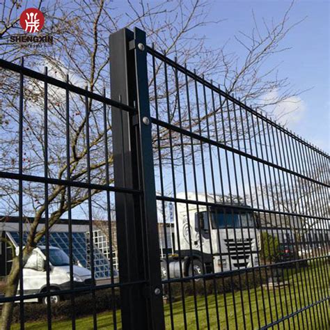 Best Movable Metal Fence