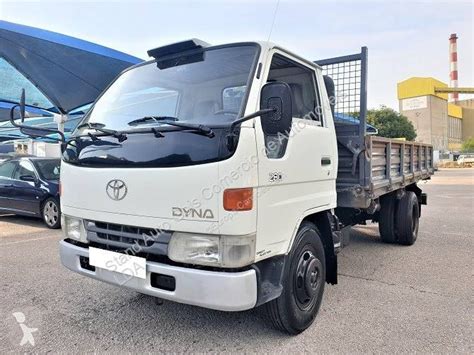 Carrinha comercial basculante Toyota bi basculante Dyna 280 Gasóleo