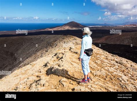 Caldera Blanca un cône volcanique de Lanzarote à partir du 18ème