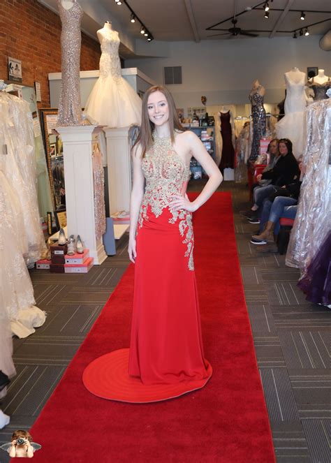 Cupid Couture Weddings Prom And Portraits 64 W Lincolnway Valparaiso