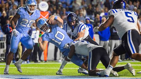 North Carolina Vs Clemson Football First Look Key Matchup Raleigh