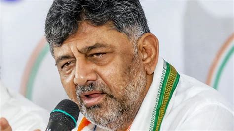 Dk Shivakumar Mulls Making Kannada Language Of Life At Rajyotsava