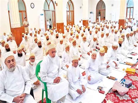 Bohra Community Celebrated Eid Offered Namaz In All 6 Mosques धर्म