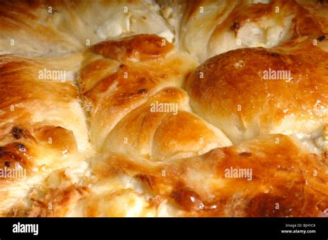 Tradicional búlgara banitsa rellenas con queso feta Fotografía de stock