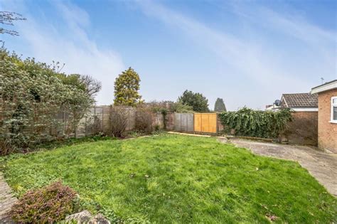 2 Bedroom Detached Bungalow For Sale In Redhill Close Brighton Bn1