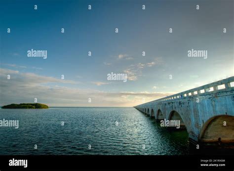 Seven Mile Bridge Stock Photo - Alamy