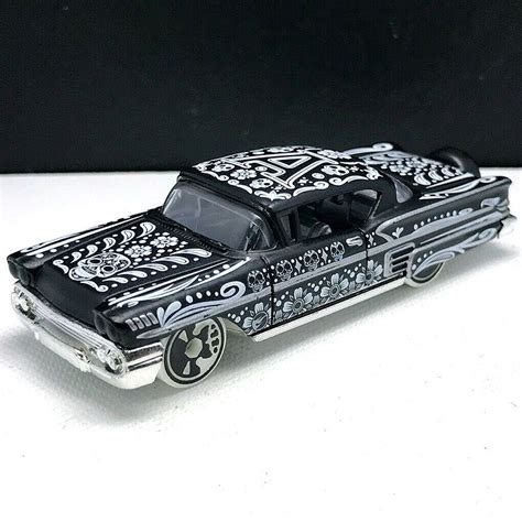 Hot Wheels 58 Impala T Hunt Art Cars Miniat Low Rider L 2022 TATALELA TOYS BRINQUEDOS E