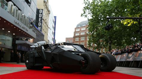 Warner Bros Is Selling 10 Replicas Of The Tumbler Batmobile Dc101