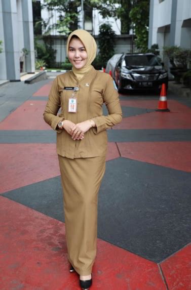 √ 15 Model Baju Dinas Kantor Pns Guru Pria Wanita