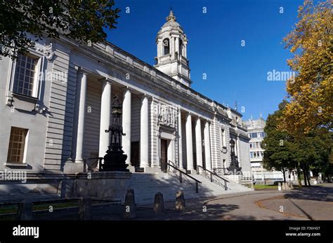 Cardiff Crown Court, Cathays Park, Cardiff, Wales Stock Photo - Alamy