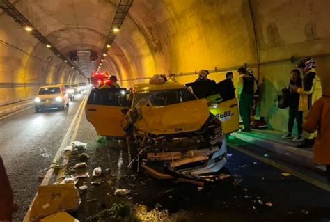 台62線連環車禍事故！瑪陵隧道4車追撞 計程車車頭撞爛、5人送醫 社會 Nownews今日新聞