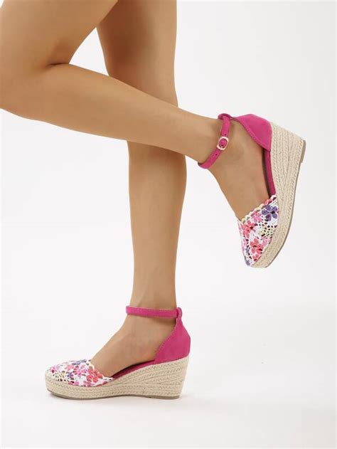 Women Hollow Out Floral Pattern Espadrille Detail Ankle Strap Wedge