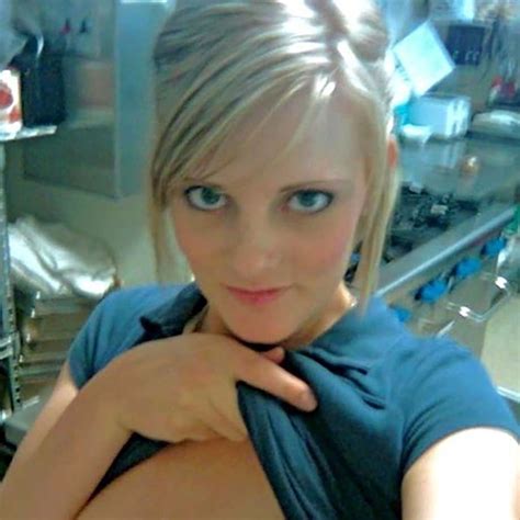 Plan Cul Sur Agen Avec Une Jolie Blonde Petites Annonces Plancul